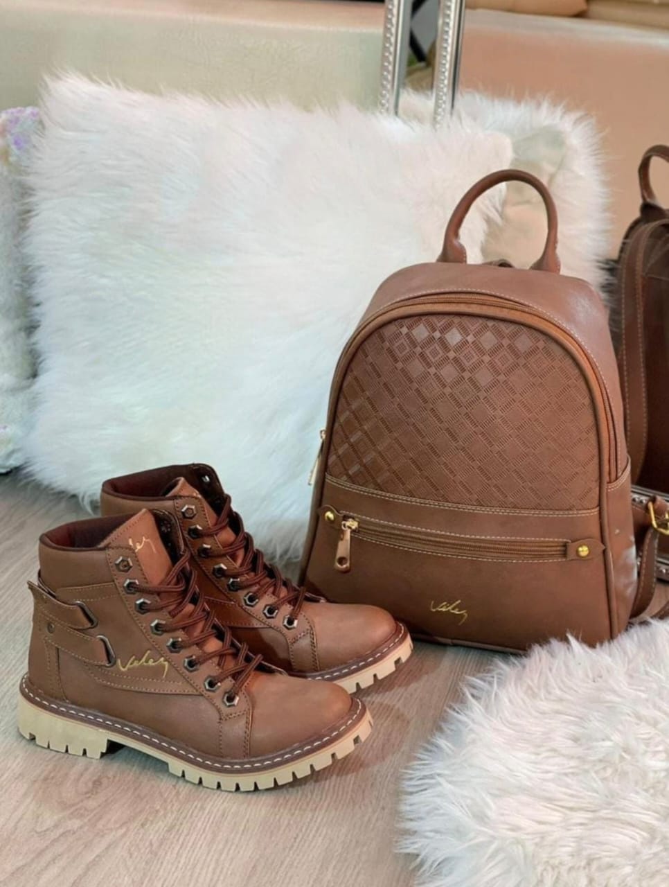 3. Kit de Velez para Dama - Bolso + Zapatos