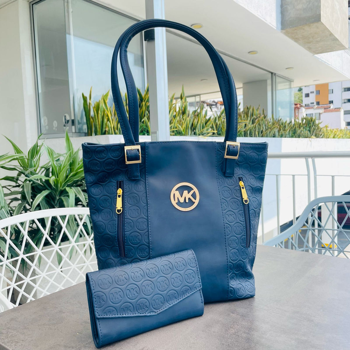 7. Bolso+Monedero - Michael Kors