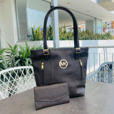 7. Bolso+Monedero - Michael Kors