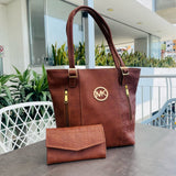 7. Bolso+Monedero - Michael Kors